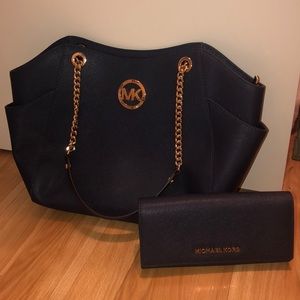 Michael Kors purse